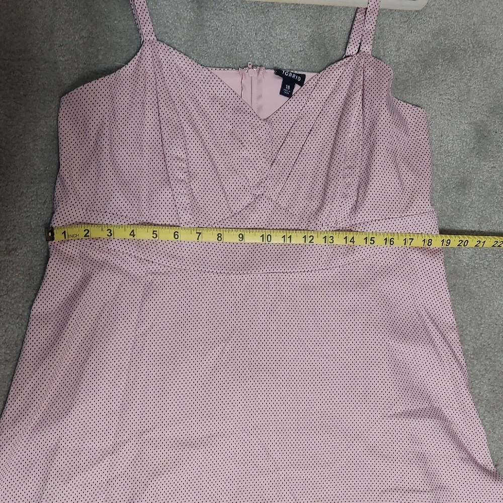 Torrid Pink Textured Midi Dress - Picture 6 of 11
